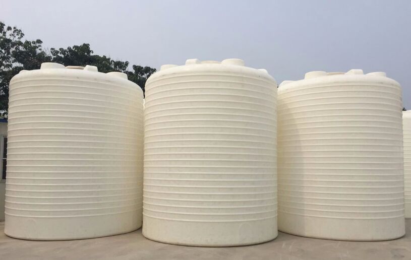 ���σ���