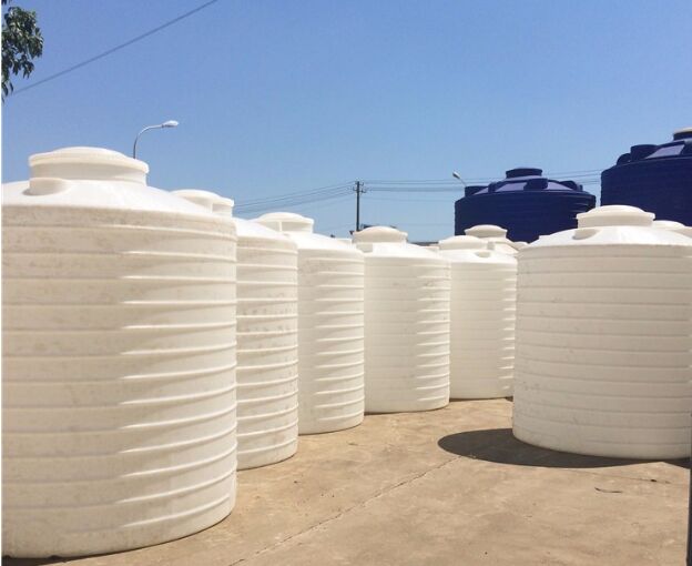 ���σ���